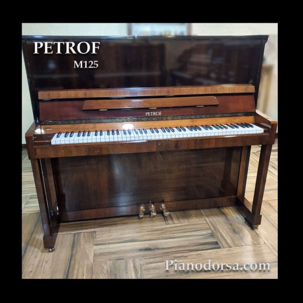 پیانو پتروف مدل PETROF M125 upright piano